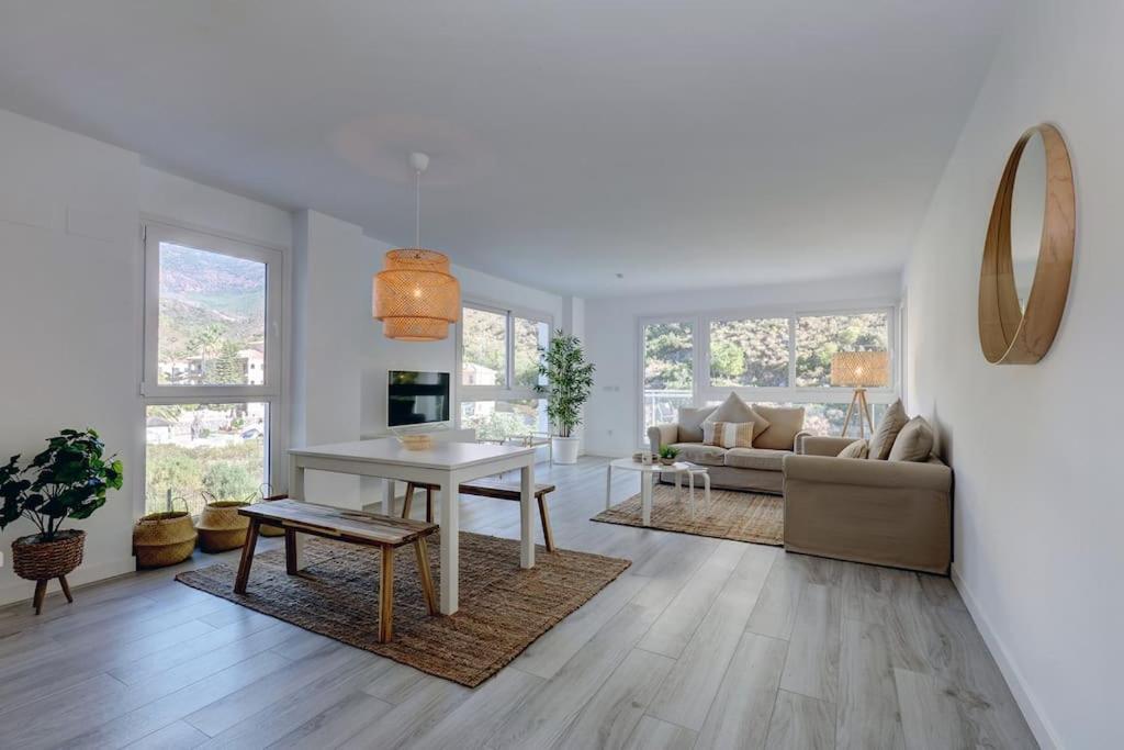 Riverside Benahavis Holiday Rental Apartment Exterior photo